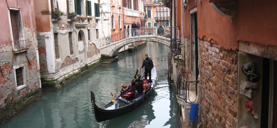venecija, karneval, putovanje, maske, kanal, gondola, gondolijer, februar, murano